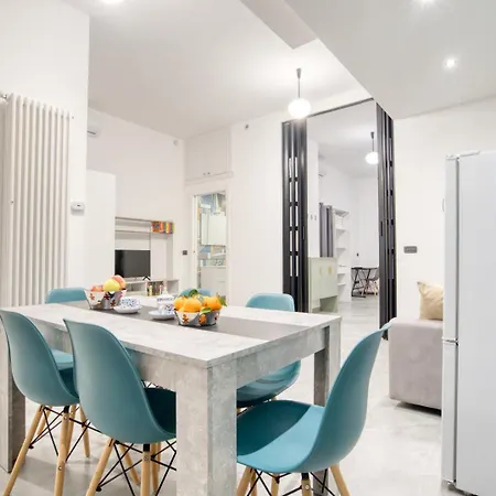 Italianflat - Subway Apartment *