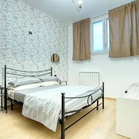 Italianflat - Subway Apartment *